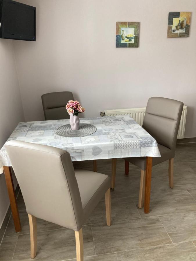 Ferienwohnung Flecken Zechlin 외부 사진